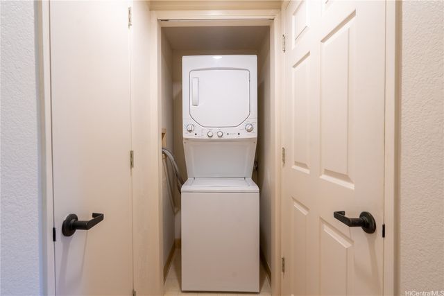 1080 Ala Napunani Street 108, Honolulu, HI 96818