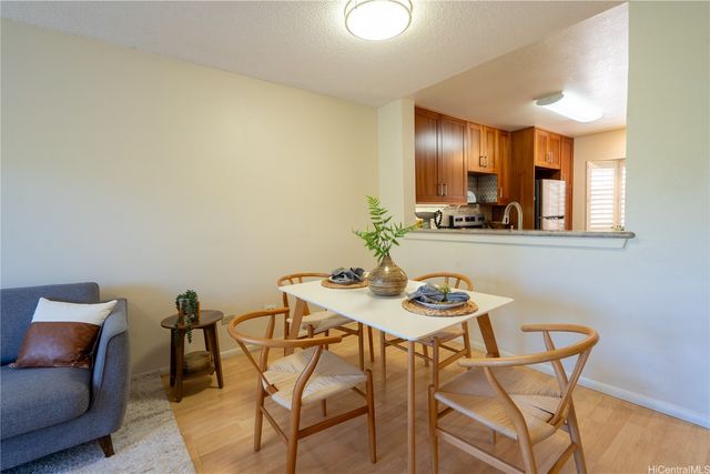 1080 Ala Napunani Street 108, Honolulu, HI 96818