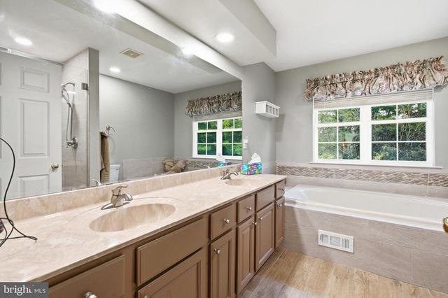 58 STEEPLECHASE BLVD, Burlington, NJ 08016