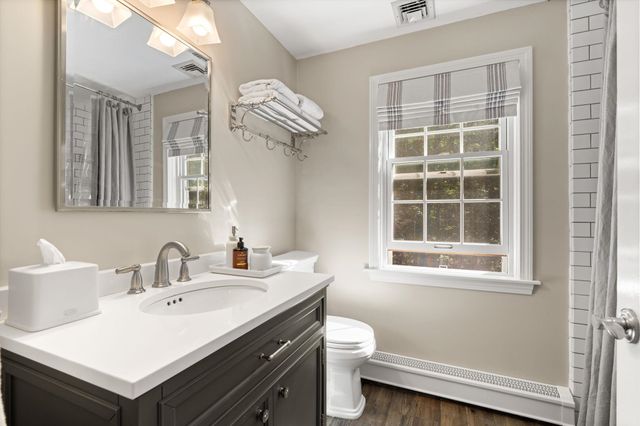 370 FW Hartford Drive, Portsmouth, NH 03801