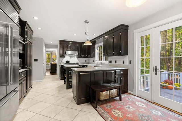 370 FW Hartford Drive, Portsmouth, NH 03801