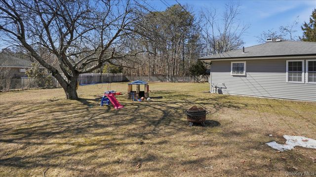 130 Beaver Dam Road, Brookhaven, NY 11719