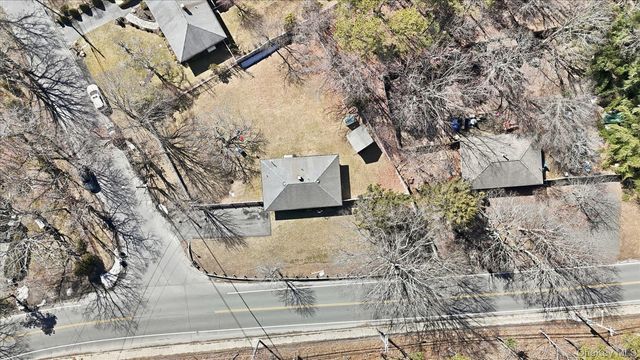 130 Beaver Dam Road, Brookhaven, NY 11719