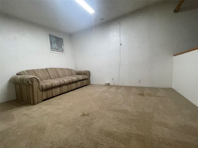 611 Crestside Dr Drive, Duncanville, TX 75137