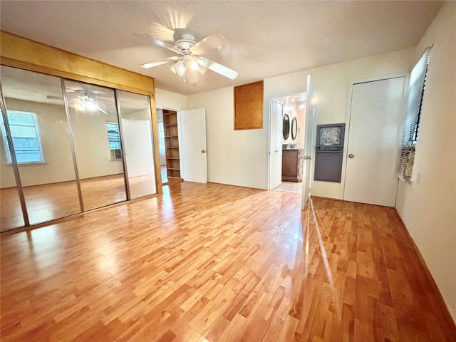 611 Crestside Dr Drive, Duncanville, TX 75137