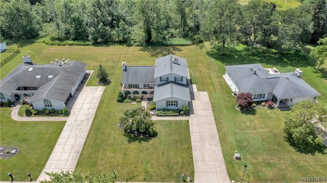 32 Brookedge Road, Cheektowaga, NY 14043