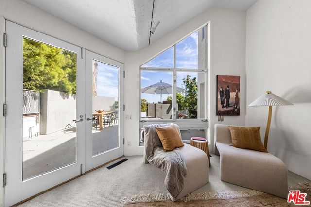 12316 16th Helena Drive, Los Angeles, CA 90049