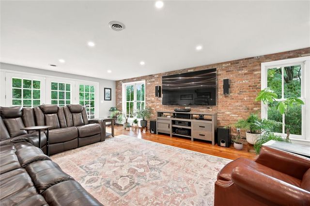 2505 Black River Road, Bethlehem City, PA 18015