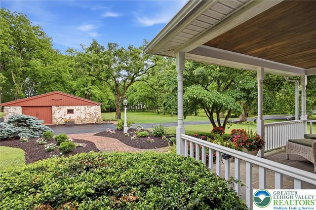 2505 Black River Road, Bethlehem City, PA 18015