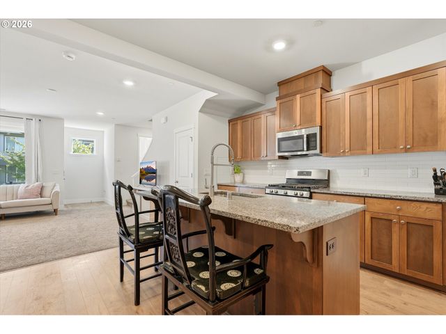 6908 Ne 16TH Ave, Vancouver, WA 98665