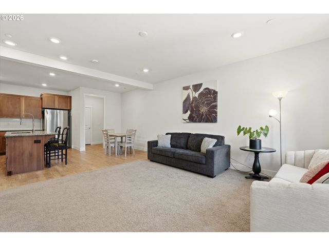 6908 Ne 16TH Ave, Vancouver, WA 98665