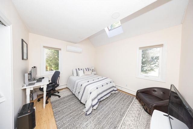 7 Elgin, Warwick, RI 02889