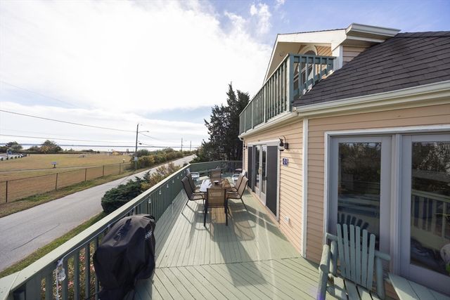 7 Elgin, Warwick, RI 02889