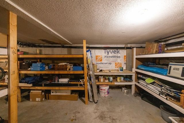 7 Elgin, Warwick, RI 02889