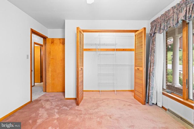 5418 5TH AVE, Altoona, PA 16602