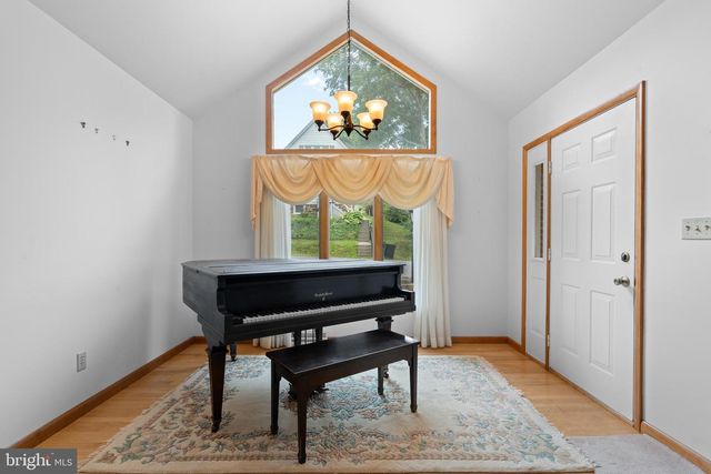 5418 5TH AVE, Altoona, PA 16602