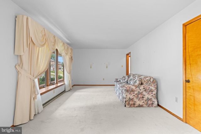 5418 5TH AVE, Altoona, PA 16602