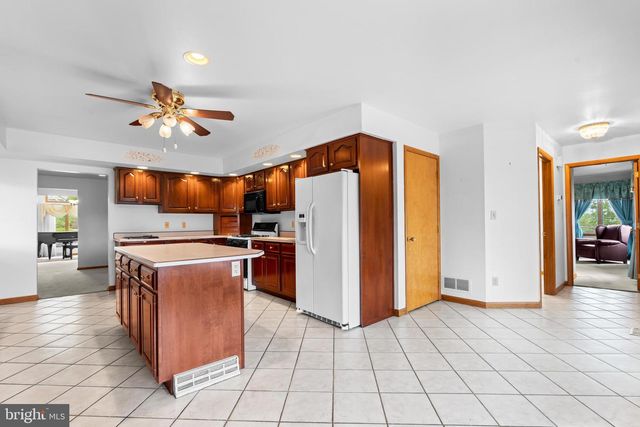 5418 5TH AVE, Altoona, PA 16602