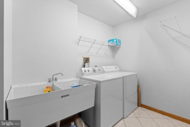 5418 5TH AVE, Altoona, PA 16602