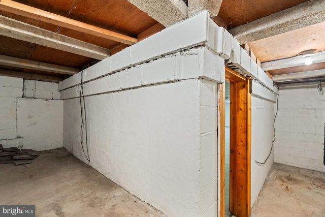 5418 5TH AVE, Altoona, PA 16602