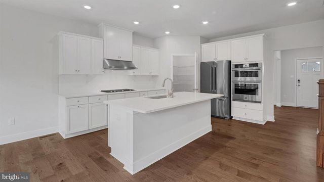 12 HENRY RD, Marmora, NJ 08223