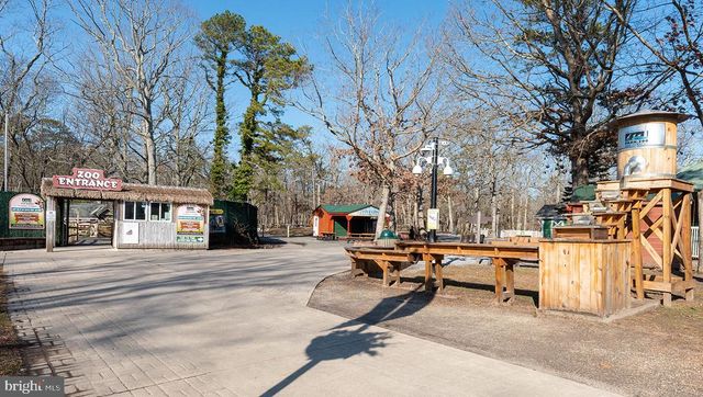 12 HENRY RD, Marmora, NJ 08223