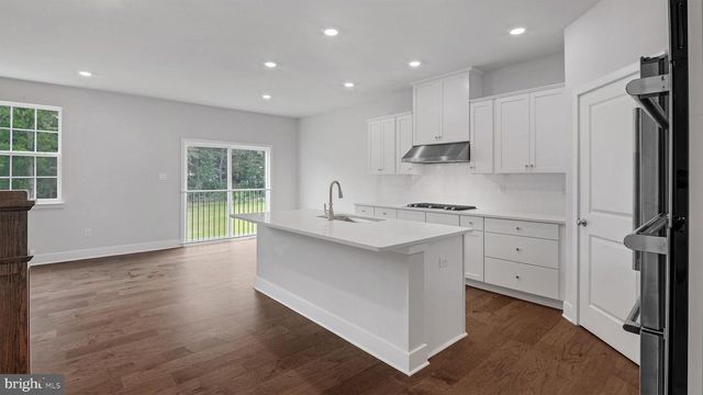 12 HENRY RD, Marmora, NJ 08223