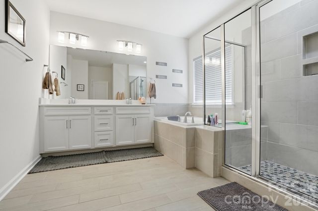7924 Creek Park Drive, Denver, NC 28037