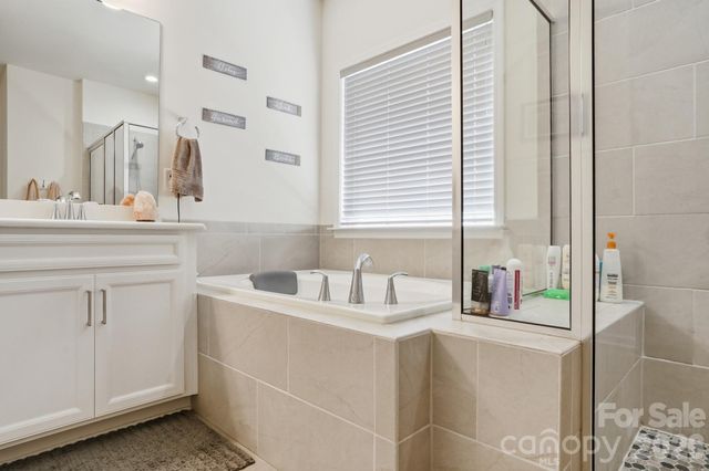 7924 Creek Park Drive, Denver, NC 28037