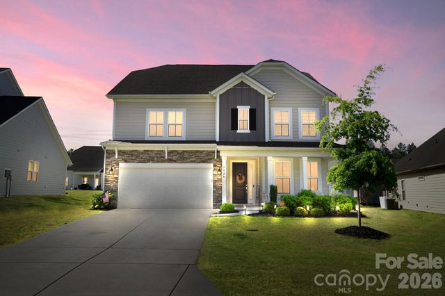 7924 Creek Park Drive, Denver, NC 28037