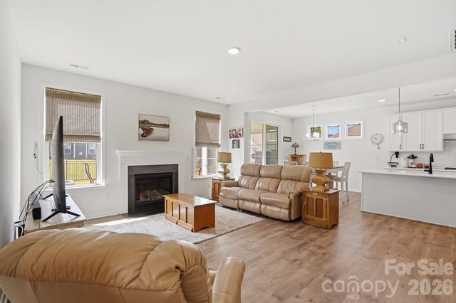 7924 Creek Park Drive, Denver, NC 28037