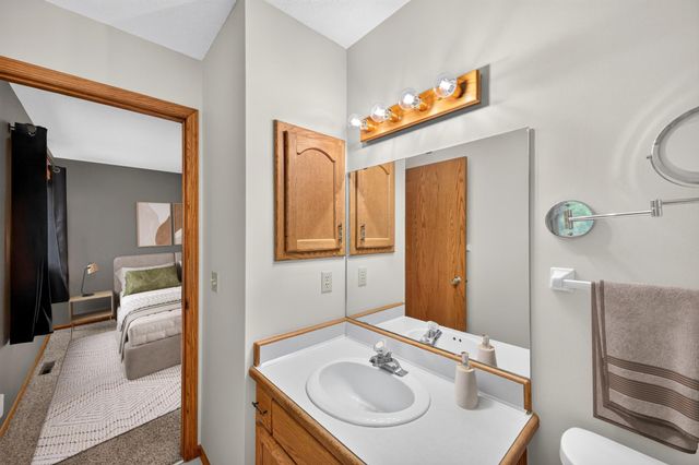 524 10th Avenue SE, Byron, MN 55920