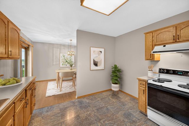 524 10th Avenue SE, Byron, MN 55920