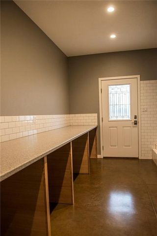 11 E 1100 Road, Baldwin City, KS 66066