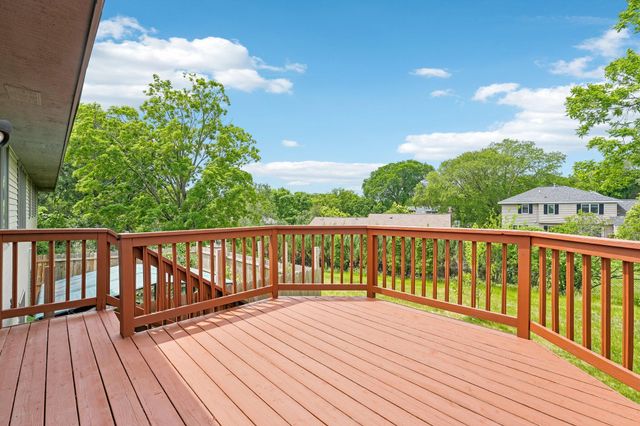 8912 Vincent Place, Bloomington, MN 55431
