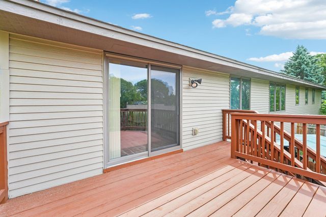 8912 Vincent Place, Bloomington, MN 55431