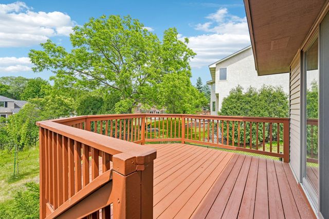 8912 Vincent Place, Bloomington, MN 55431