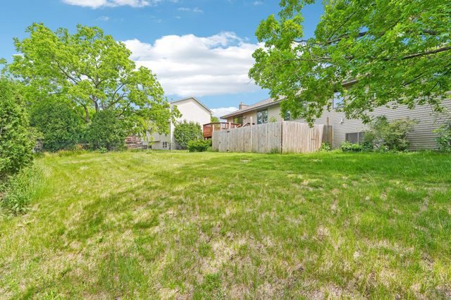 8912 Vincent Place, Bloomington, MN 55431