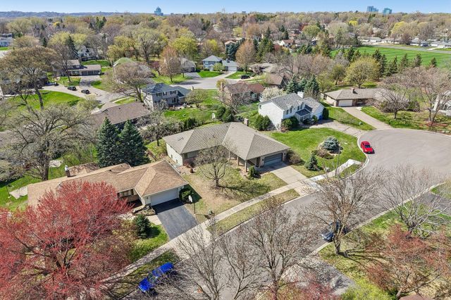 8912 Vincent Place, Bloomington, MN 55431