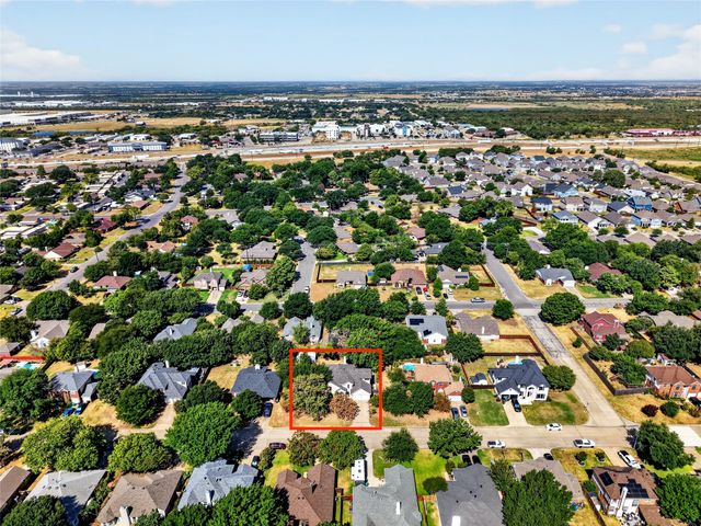 2201 W Brooklake Street, Denton, TX 76207