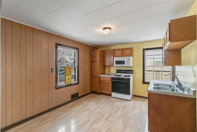 426 Monroe Street, Sauk City, WI 53583