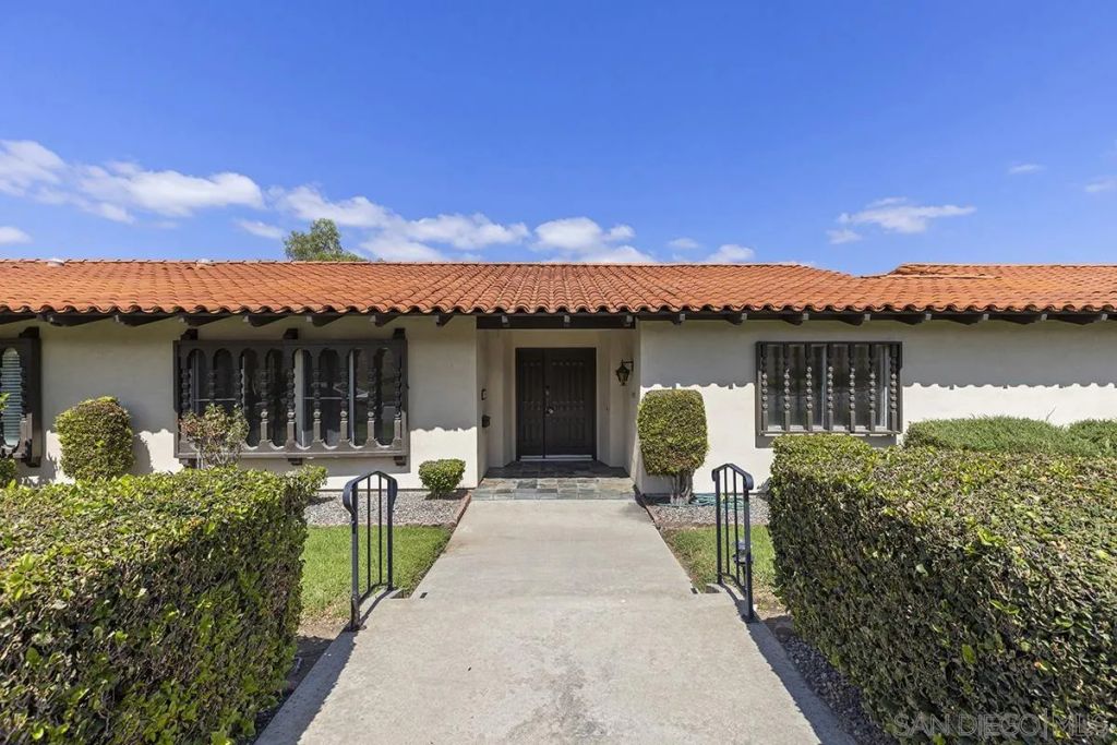11988 Rancho Bernardo Rd D, San Diego, CA 92128