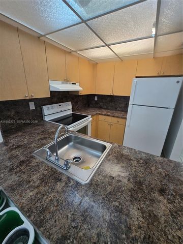 14835 SW 80th St 103-6, Miami, FL 33193