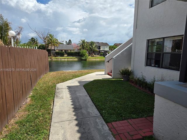 14835 SW 80th St 103-6, Miami, FL 33193