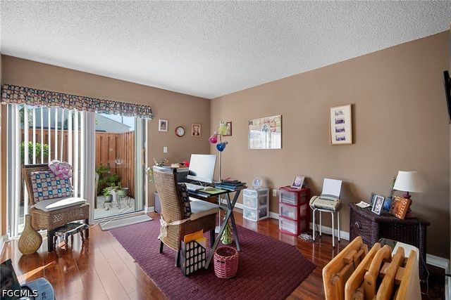 5272 Cedarbend DR 1, Fort Myers, FL 33919