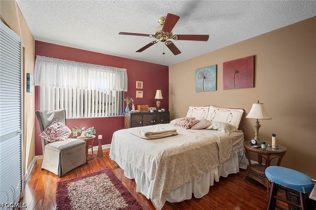 5272 Cedarbend DR 1, Fort Myers, FL 33919