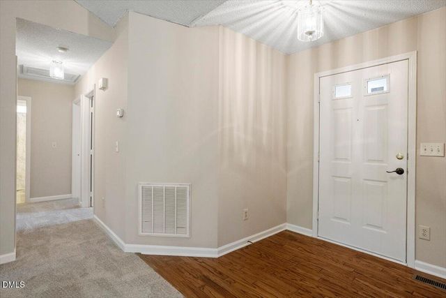 10 Petersburg Place, Durham, NC 27703