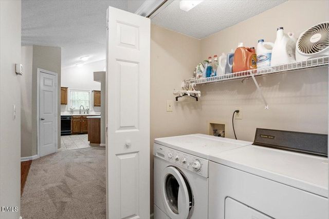 10 Petersburg Place, Durham, NC 27703