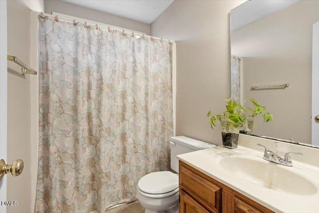 10 Petersburg Place, Durham, NC 27703