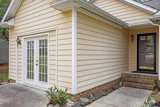 10 Petersburg Place, Durham, NC 27703